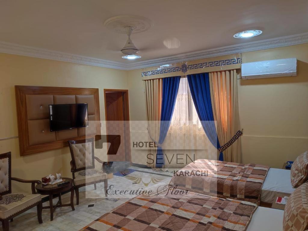 Hotel Seven 7 Karachi Buitenkant foto